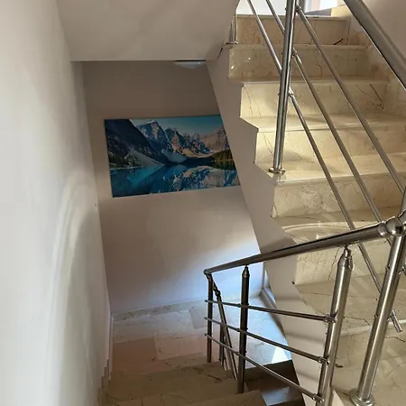 цар калоян под наем Vendégház